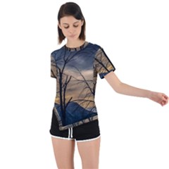 Asymmetrical Short Sleeve Sports T-Shirt 