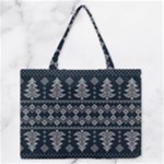 Winter Wonderland Pattern Zipper Medium Tote Bag