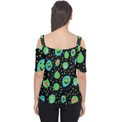 Cutout Shoulder T-Shirt 