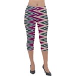 Pattern Zigzag Stripe Design Lightweight Velour Capri Leggings 