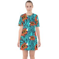 Sixties Short Sleeve Mini Dress 