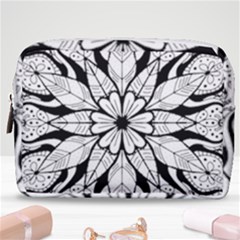 Make Up Pouch (Medium) 