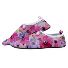 Women s Sock-Style Water Shoes 