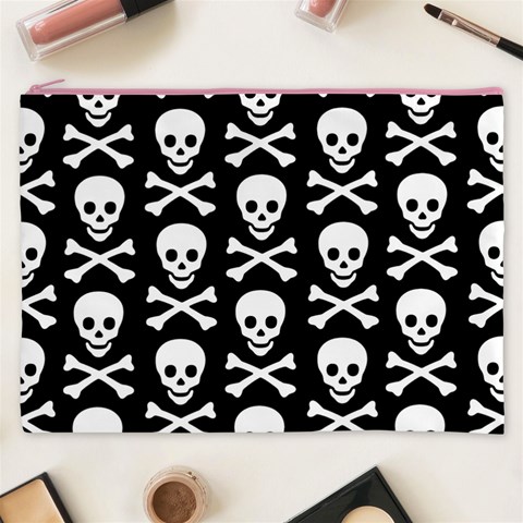 Skull and Crossbones Cosmetic Bag (XXXL) from ArtsNow.com Front