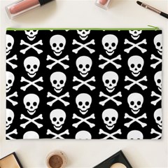 Skull and Crossbones Cosmetic Bag (XXXL) from ArtsNow.com Back