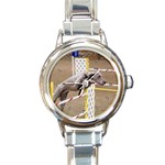 Design1688 Round Charm Watch