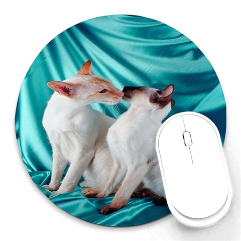 Siamese Kissy Kissy Round Mousepad from ArtsNow.com Front