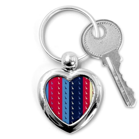 Giraffentapete Key Chain (Heart) from ArtsNow.com Front