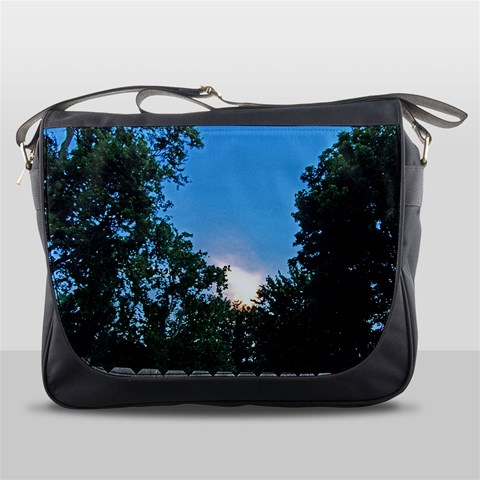 Coming Sunset Accented Edges Messenger Bag from ArtsNow.com Front