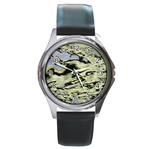 SD166 Round Metal Watch from ArtsNow.com Front