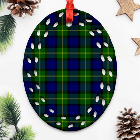 Gordon Tartan Oval Filigree Ornament (Two Sides) from ArtsNow.com Back