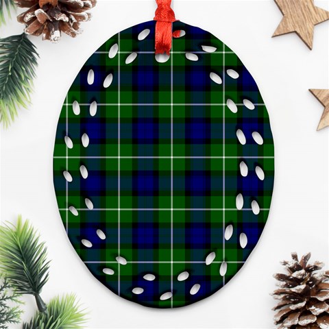 Lamont Tartan Oval Filigree Ornament (Two Sides) from ArtsNow.com Back