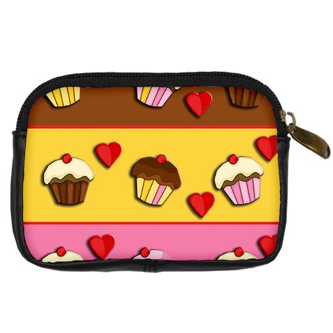 Love cupcakes Digital Camera Cases from ArtsNow.com Back