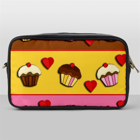 Love cupcakes Toiletries Bags from ArtsNow.com Front