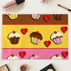 Love cupcakes Cosmetic Bag (XXL)  from ArtsNow.com Back