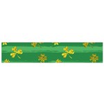 St Patricks Golden Shamrocks Flano Scarf (Small)