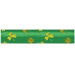 St Patricks Golden Shamrocks Flano Scarf (Large)