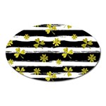 st patricks black white clover Magnet (Oval)