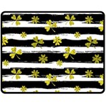 st patricks black white clover Fleece Blanket (Medium)