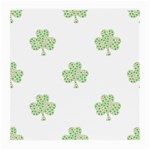 st patricks clover beer Medium Glasses Cloth