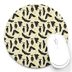 yellow bats Round Mousepad