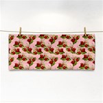 vintage strawberries Hand Towel