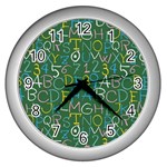 kids-toys021a Wall Clock (Silver)