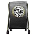 Halloween Grunge Skulls Pen Holder Desk Clock