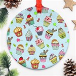 Cupcake Doodle Pattern Round Ornament (Two Sides)