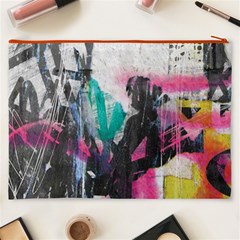 Graffiti Grunge Cosmetic Bag (XXXL) from ArtsNow.com Back