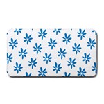 Little Blue Daisies  Medium Bar Mat