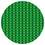 Green Christmas Tree Pattern Background Round Trivet