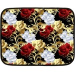 Roses Seamless Pattern Floral Fleece Blanket (Mini)