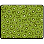 Kiwi Fruit Pattern Green Background Fleece Blanket (Medium)