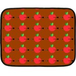 Apple Arrow Pattern Design Drawing Fleece Blanket (Mini)