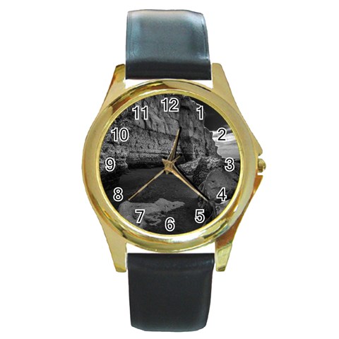 Timeless Shores, Las grutas beach, Rio negro, Argentina Round Gold Metal Watch from ArtsNow.com Front