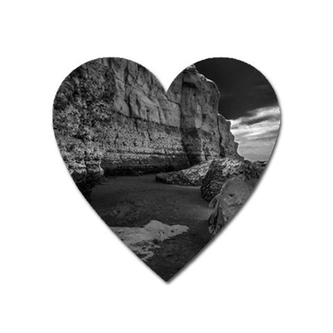 Timeless Shores, Las grutas beach, Rio negro, Argentina Heart Magnet from ArtsNow.com Front