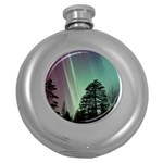 Silhouette Of Aurora Borealis Round Hip Flask (5 oz)