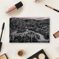 Florentino ameghino dam, chubut, argentina Cosmetic Bag (Medium) from ArtsNow.com Front