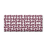 Love In Pieces Print Pattern Design Hand Towel