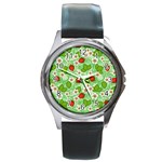 Strawberries Pattern Seamless Round Metal Watch