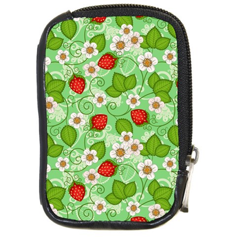 Strawberries Pattern Seamless Compact Camera Leather Case from ArtsNow.com Front