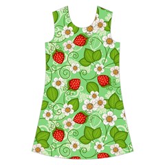 Strawberries Pattern Seamless Kids  Short Sleeve Velvet Dress from ArtsNow.com Front