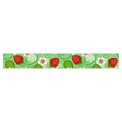 Strawberries Pattern Seamless Make Up Case (Small) from ArtsNow.com Zipper Tape Front