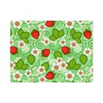 Strawberries Pattern Seamless Premium Plush Fleece Blanket (Mini)