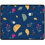 Cute Korean Pattern Fleece Blanket (Medium)