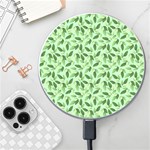 Leaves Pattern Texture Seamless Wireless Fast Charger(White)