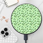 Leaves Pattern Texture Seamless Wireless Fast Charger(Black)