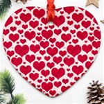 Hearts Valentine Pattern Seamless Ornament (Heart)