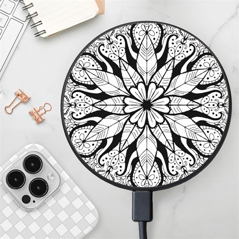 Seamless Tiling Pattern Hand Drawn Black White Wireless Fast Charger(Black) from ArtsNow.com Front